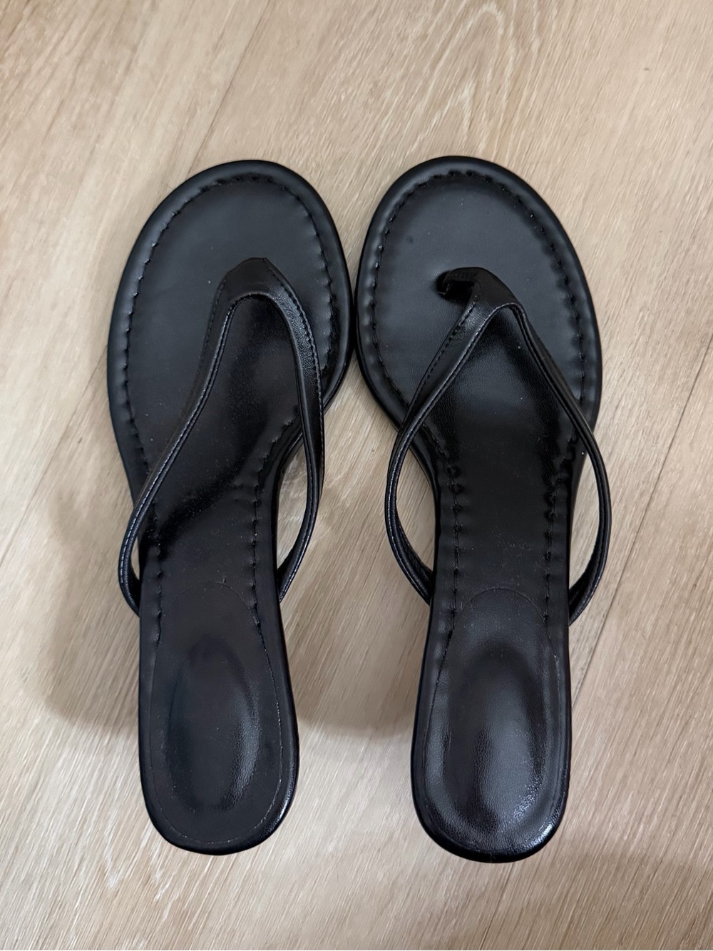 SHEIN Black Low Kitten Heel Thong Sandals
